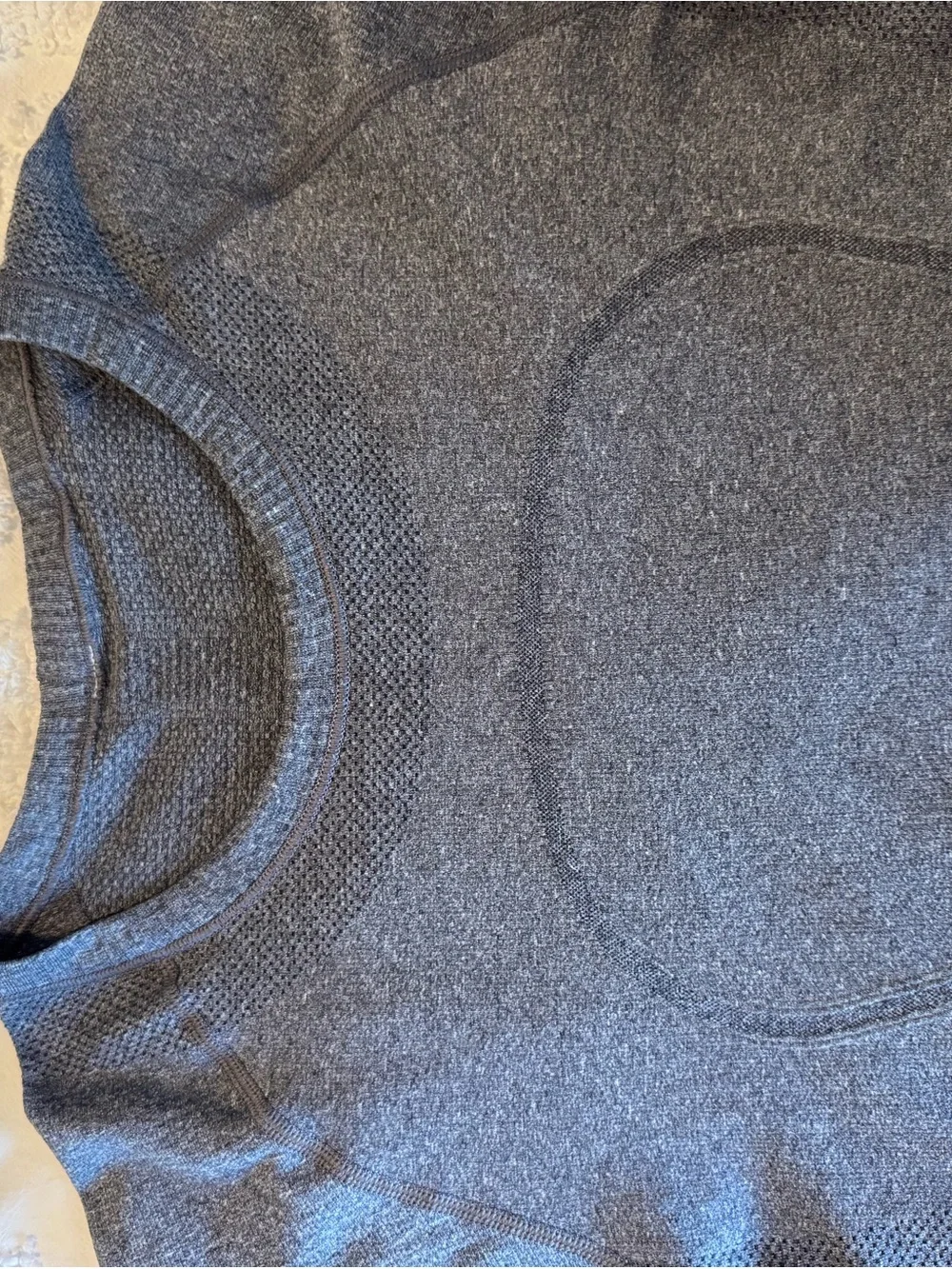 Lululemon Swiftly Tech Short Sleeve Crew - Grey, Size 8
